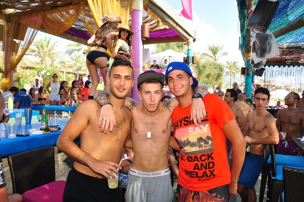 Edde Sands Champagne Shower